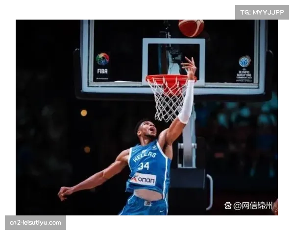 字母哥首节状态火爆 4投全中贡献12分5篮板